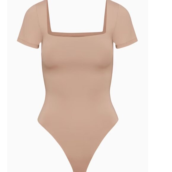 Aritzia Babaton Original Contour Squareneck Bodysuit - Picture 1 of 4